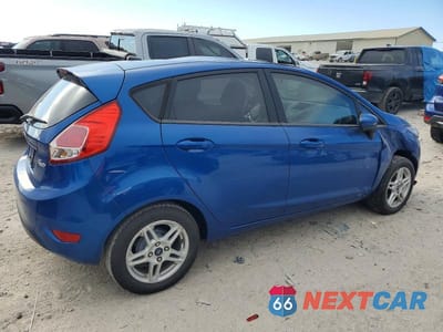 Trzecie zdjęcie samochodu z tyłu: 2019 FORD FIESTA SE VIN:3FADP4EJ4KM119553 - miniatura