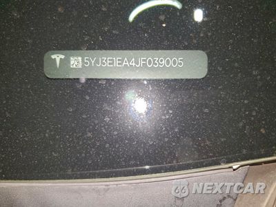 Zdjęcie 14 z 14 samochodu: 2018 TESLA MODEL 3 VIN:5YJ3E1EA4JF039005 - miniatura