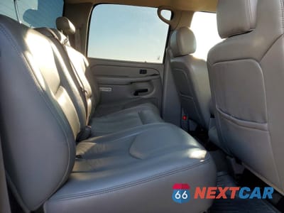 Zdjęcie 10 z 12 samochodu: 2006 GMC NEW SIERRA VIN:2GTEK13T961185464 - miniatura