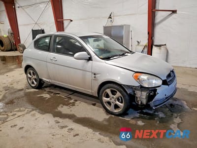 Czwarte zdjęcie samochodu z boku: 2009 HYUNDAI ACCENT SE VIN:KMHCN36C49U129118 - miniatura