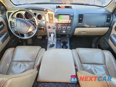 Zdjęcie 8 z 14 samochodu: 2013 TOYOTA SEQUOIA LIMITED VIN:5TDJW5G13DS074451 - miniatura