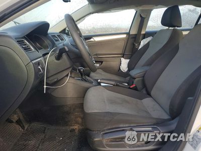 Zdjęcie 7 z 12 samochodu: 2018 VOLKSWAGEN JETTA S VIN:3VW2B7AJ9JM247144 - miniatura