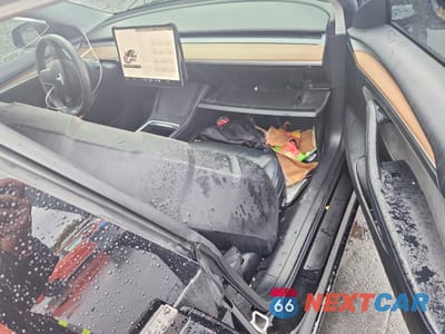 Zdjęcie 8 z 13 samochodu: 2022 TESLA MODEL 3 VIN:5YJ3E1EB2NF169993 - miniatura
