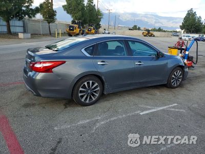 Trzecie zdjęcie samochodu z tyłu: 2017 NISSAN ALTIMA 2.5 VIN:1N4AL3AP1HC246547 - miniatura