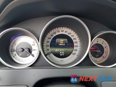 Zdjęcie 9 z 13 samochodu: 2014 MERCEDES-BENZ C 250 VIN:WDDGF4HB1EG222948 - miniatura