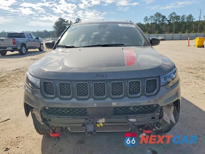 Piąte zdjęcie samochodu w środku: 2023 JEEP COMPASS TRAILHAWK VIN:3C4NJDDNXPT564221 - miniatura