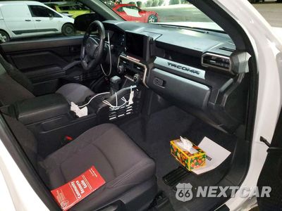 Zdjęcie 10 z 12 samochodu: 2025 TOYOTA TACOMA XTRACAB VIN:3TYJDAHNXST030545 - miniatura