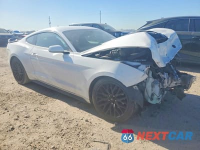 Czwarte zdjęcie samochodu z boku: 2020 FORD MUSTANG VIN:1FA6P8TH3L5170856 - miniatura