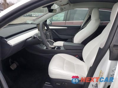 Zdjęcie 7 z 11 samochodu: 2024 TESLA MODEL Y VIN:7SAYGAEE4RF166130 - miniatura