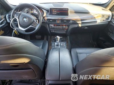 Zdjęcie 8 z 13 samochodu: 2018 BMW X5 XDR40E VIN:5UXKT0C59J0W00216 - miniatura
