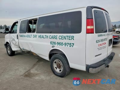 Drugie zdjęcie samochodu z przodu: 2004 CHEVROLET EXPRESS G3500 VIN:1GAHG39U841175501 - miniatura