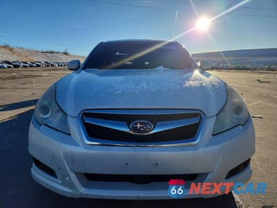 Piąte zdjęcie samochodu w środku: 2011 SUBARU LEGACY 2.5I PREMIUM VIN:4S3BMBB64B3219796 - miniatura