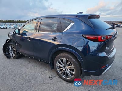 Drugie zdjęcie samochodu z przodu: 2025 MAZDA CX-5 SIGNATURE VIN:JM3KFBXY0S0579130 - miniatura