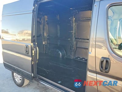 Zdjęcie 11 z 13 samochodu: 2022 RAM PROMASTER 2500 2500 HIGH VIN:3C6LRVCG3NE110250 - miniatura