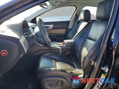 Zdjęcie 7 z 13 samochodu: 2012 JAGUAR XF VIN:SAJWA0FB0CLS55347 - miniatura