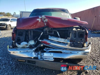 Piąte zdjęcie samochodu w środku: 2002 CHEVROLET SUBURBAN C1500 VIN:1GNEC16Z62J250906 - miniatura