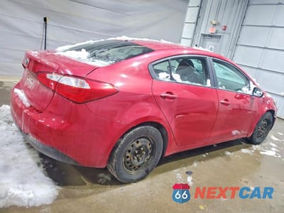 Trzecie zdjęcie samochodu z tyłu: 2016 KIA FORTE LX VIN:KNAFK4A61G5609218 - miniatura