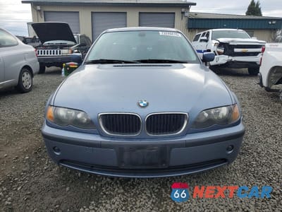 Piąte zdjęcie samochodu w środku: 2003 BMW 325 I VIN:WBAET37453NJ37267 - miniatura