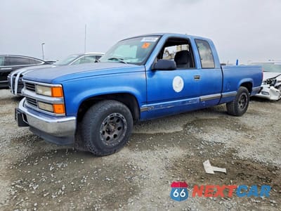 1997 CHEVROLET GMT-400 C1500 1GBEC19R6VE206328 - główne zdjęcie licytacji z USA - miniatura