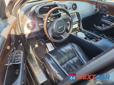 Zdjęcie 8 z 11 samochodu: 2013 JAGUAR XJL PORTFOLIO VIN:SAJWJ2GD6D8V46368 - miniatura