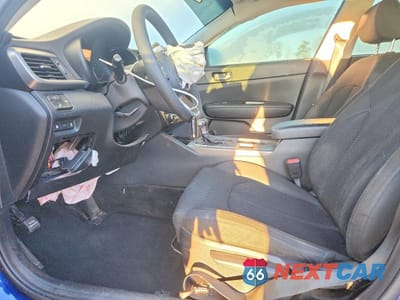 Zdjęcie 7 z 14 samochodu: 2019 KIA OPTIMA LX VIN:5XXGT4L34KG346508 - miniatura