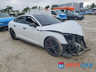 Czwarte zdjęcie samochodu z boku: 2018 AUDI S5 PREMIUM PLUS VIN:WAUB4CF51JA084257 - miniatura