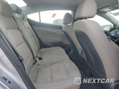 Zdjęcie 10 z 12 samochodu: 2017 HYUNDAI ELANTRA SE VIN:5NPD74LF5HH160779 - miniatura