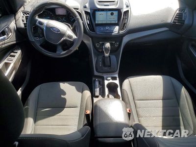 Zdjęcie 8 z 12 samochodu: 2016 FORD ESCAPE SE VIN:1FMCU0G98GUC12410 - miniatura