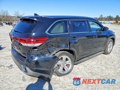 Trzecie zdjęcie samochodu z tyłu: 2018 TOYOTA HIGHLANDER LIMITED VIN:5TDDZRFH5JS901162 - miniatura