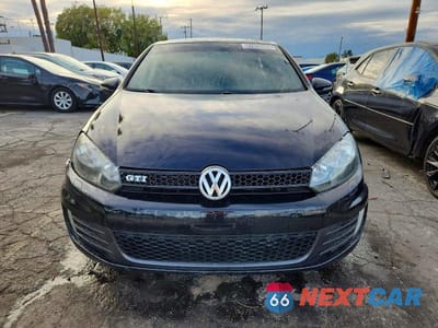 Piąte zdjęcie samochodu w środku: 2013 VOLKSWAGEN GTI VIN:WVWED7AJXDW124533 - miniatura