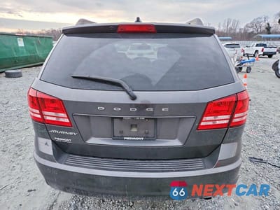 Zdjęcie 6 z 12 samochodu: 2018 DODGE JOURNEY SE VIN:3C4PDCAB1JT383102 - miniatura