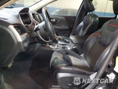 Zdjęcie 7 z 13 samochodu: 2016 JEEP CHEROKEE TRAILHAWK VIN:1C4PJMBS3GW224582 - miniatura