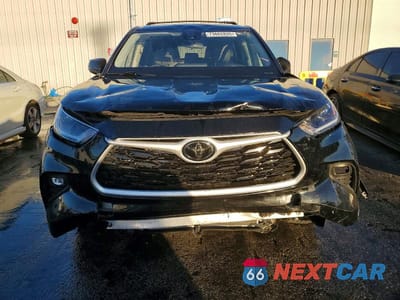 Piąte zdjęcie samochodu w środku: 2021 TOYOTA HIGHLANDER L VIN:5TDZZRAH9MS070167 - miniatura