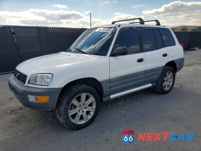 1998 TOYOTA RAV4 JT3GP10V3W7025412 - główne zdjęcie licytacji z USA - miniatura