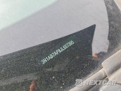 Zdjęcie 12 z 12 samochodu: 2018 NISSAN SENTRA S VIN:3N1AB7AP8JL657395 - miniatura
