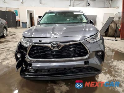 Piąte zdjęcie samochodu w środku: 2025 TOYOTA HIGHLANDER HYBRID LIMITED VIN:5TDXBRCH5SS663529 - miniatura