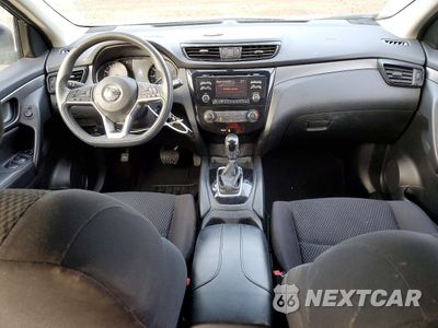 Zdjęcie 8 z 14 samochodu: 2017 NISSAN ROGUE SPORT S VIN:JN1BJ1CR6HW135209 - miniatura