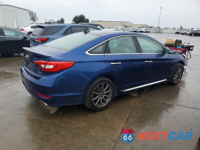 Trzecie zdjęcie samochodu z tyłu: 2015 HYUNDAI SONATA SPORT VIN:5NPE34AF3FH079473 - miniatura