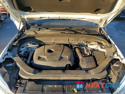 Zdjęcie 10 z 10 samochodu: 2018 VOLVO XC60 T8 R-DESIGN VIN:YV4BR0DM5J1079718 - miniatura