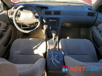 Zdjęcie 8 z 12 samochodu: 2001 TOYOTA CAMRY CE VIN:4T1BG22K31U865808 - miniatura