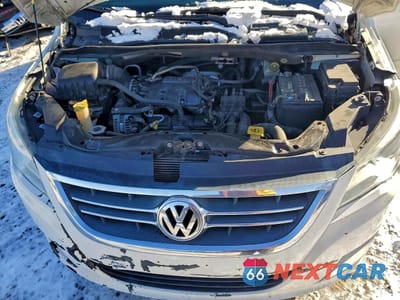 Zdjęcie 12 z 13 samochodu: 2010 VOLKSWAGEN ROUTAN SE VIN:2V4RW3D17AR424413 - miniatura