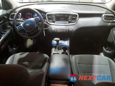 Zdjęcie 8 z 13 samochodu: 2019 KIA SORENTO LX VIN:5XYPGDA30KG564383 - miniatura