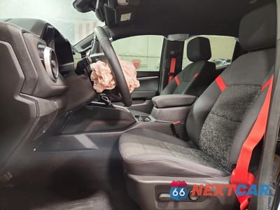 Zdjęcie 7 z 14 samochodu: 2024 CHEVROLET COLORADO Z71 VIN:1GCPTDEK0R1245069 - miniatura