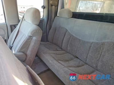 Zdjęcie 10 z 14 samochodu: 1999 CHEVROLET SILVERADO K1500 VIN:1GCEK19T8XE135548 - miniatura