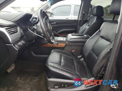 Zdjęcie 7 z 13 samochodu: 2016 CHEVROLET SUBURBAN K1500 LTZ VIN:1GNSKJKC6GR101203 - miniatura