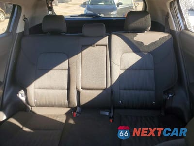 Zdjęcie 10 z 12 samochodu: 2017 KIA SPORTAGE LX VIN:KNDPM3AC6H7086771 - miniatura