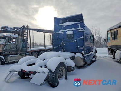 Czwarte zdjęcie samochodu z boku: 2019 VOLVO VNR SEMI TRUCK VIN:4V4WC9EG9KN205953 - miniatura