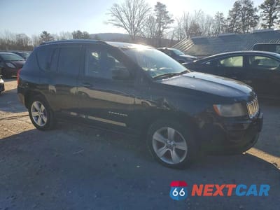 Czwarte zdjęcie samochodu z boku: 2013 JEEP COMPASS SPORT VIN:1C4NJCBB4DD168791 - miniatura