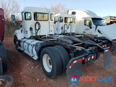 Trzecie zdjęcie samochodu z tyłu: 2017 KENWORTH CONSTRUCTION T400 VIN:3BKBA28X1HF158952 - miniatura