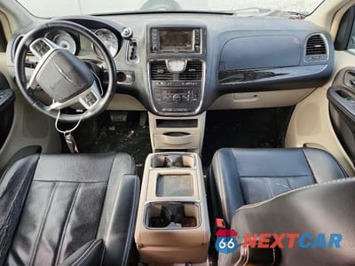 Zdjęcie 8 z 12 samochodu: 2014 CHRYSLER TOWN & COUNTRY TOURING VIN:2C4RC1BG9ER399857 - miniatura